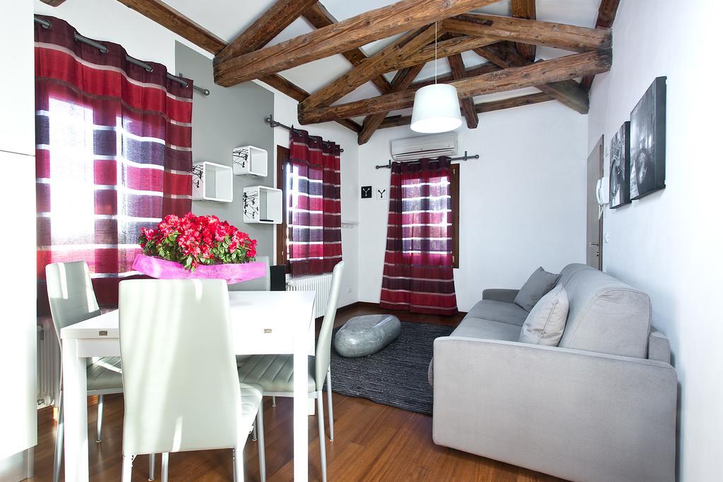 Good Wine Apartments Velence Szoba fotó