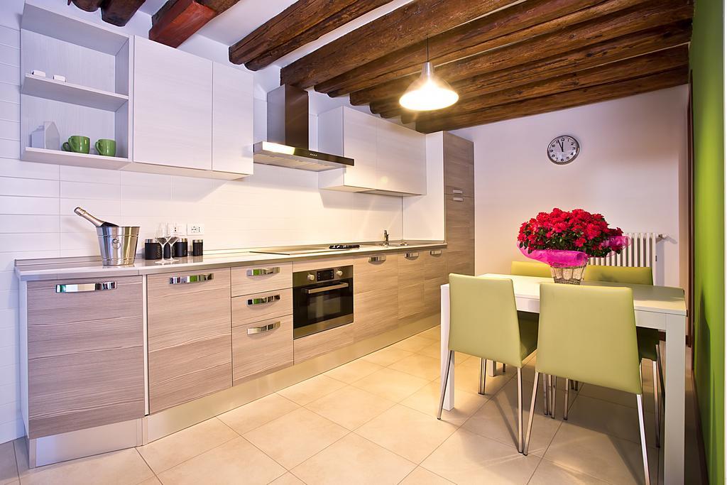 Good Wine Apartments Velence Szoba fotó
